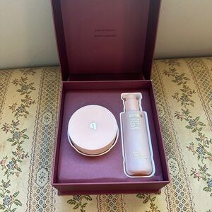 Sugar and silk Beautycounter set. New in box.